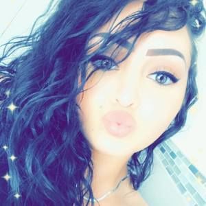 Meet your Posher, Angelica